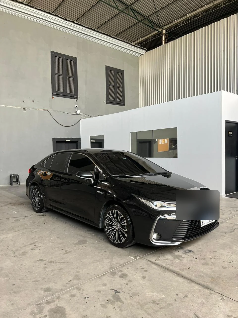 Sedan executivo VaideVan para locacao corporativa