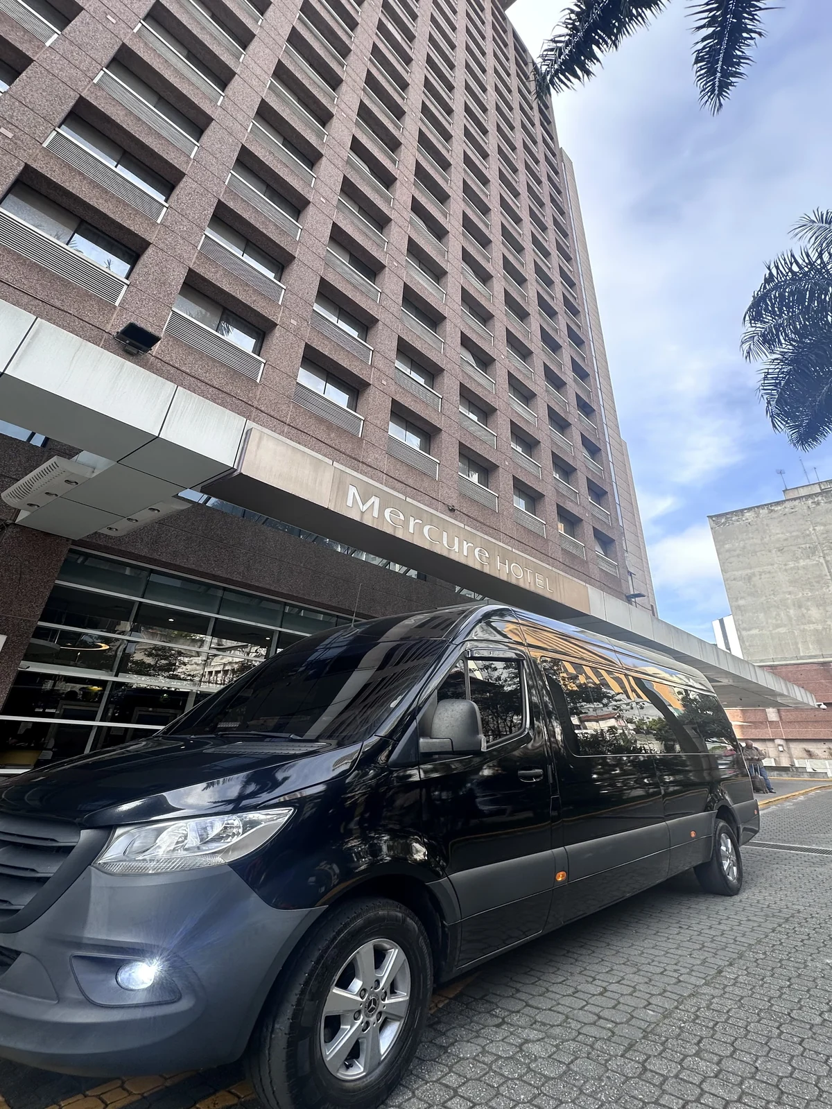 Sprinter executiva real da VaideVan para operação premium em Ribeirão Preto